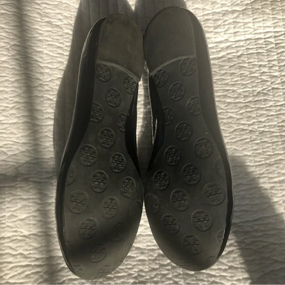 Tory Burch Patent Leather Reva Flat - Picture 3 of 8